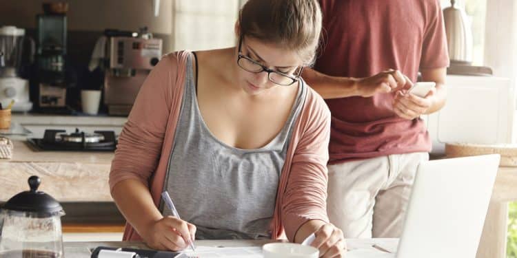 How to Cut Expenses Without Feeling the Pinch